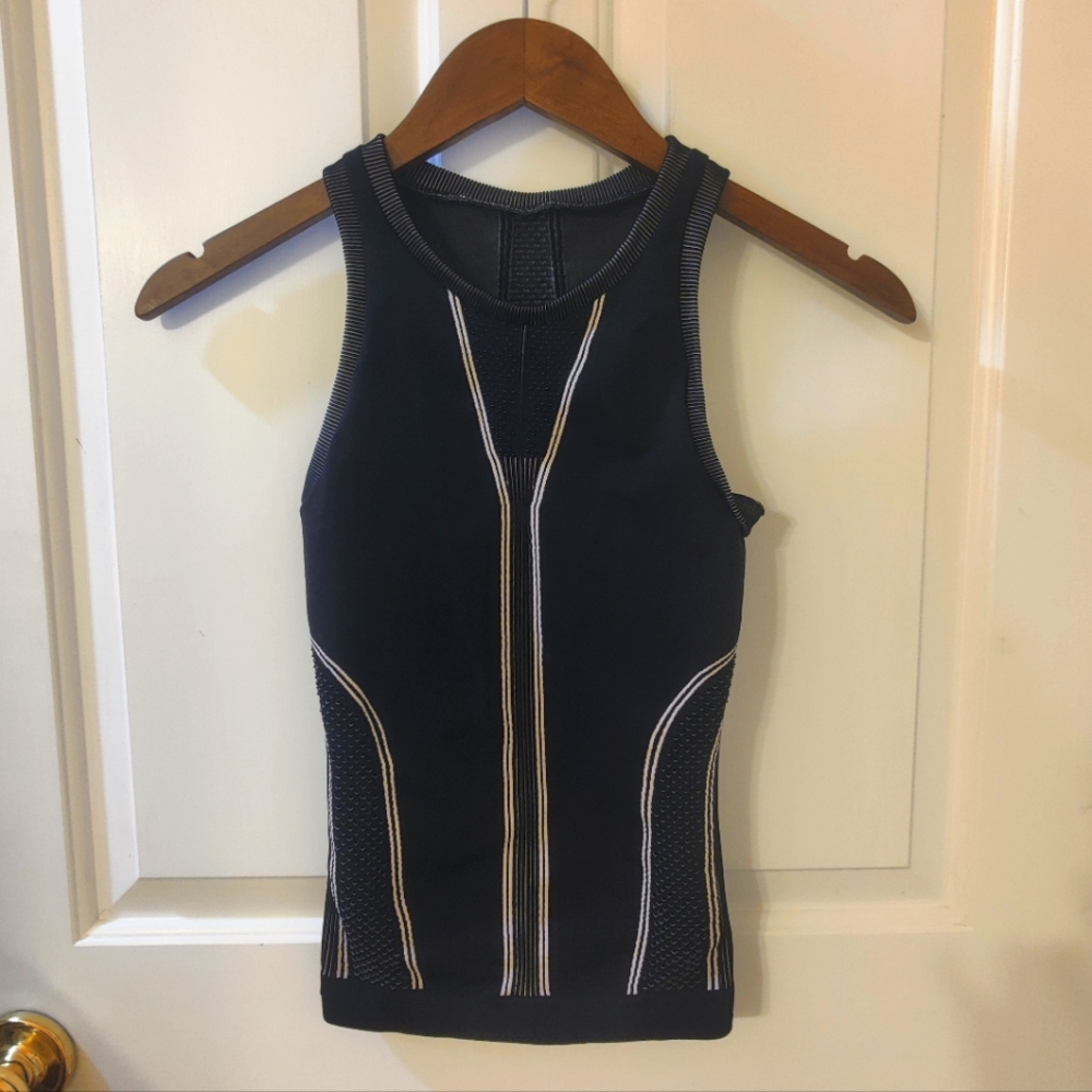 Carbon 38 Workout Tank XS